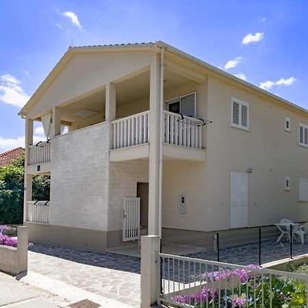 Apartments Juliet Orebic Ngoại thất bức ảnh