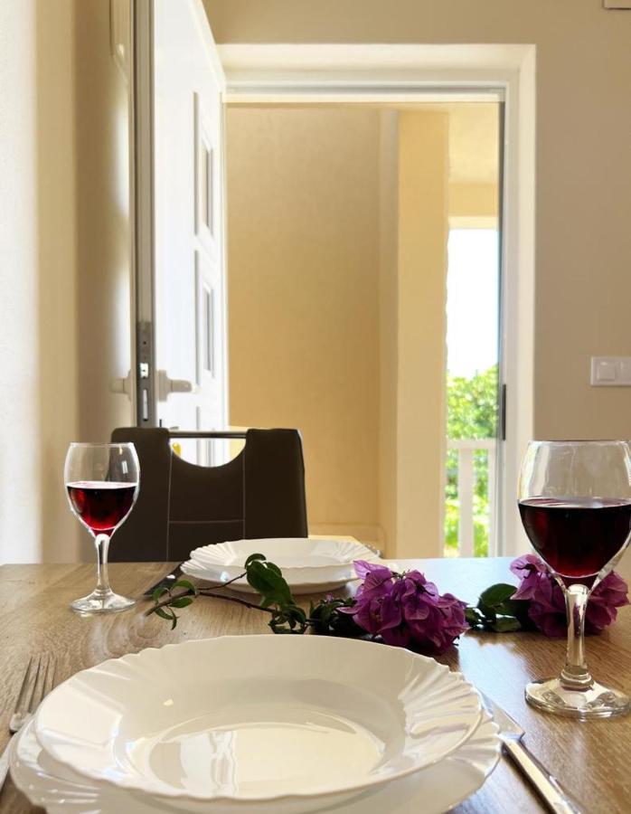 Apartments Juliet Orebic Ngoại thất bức ảnh
