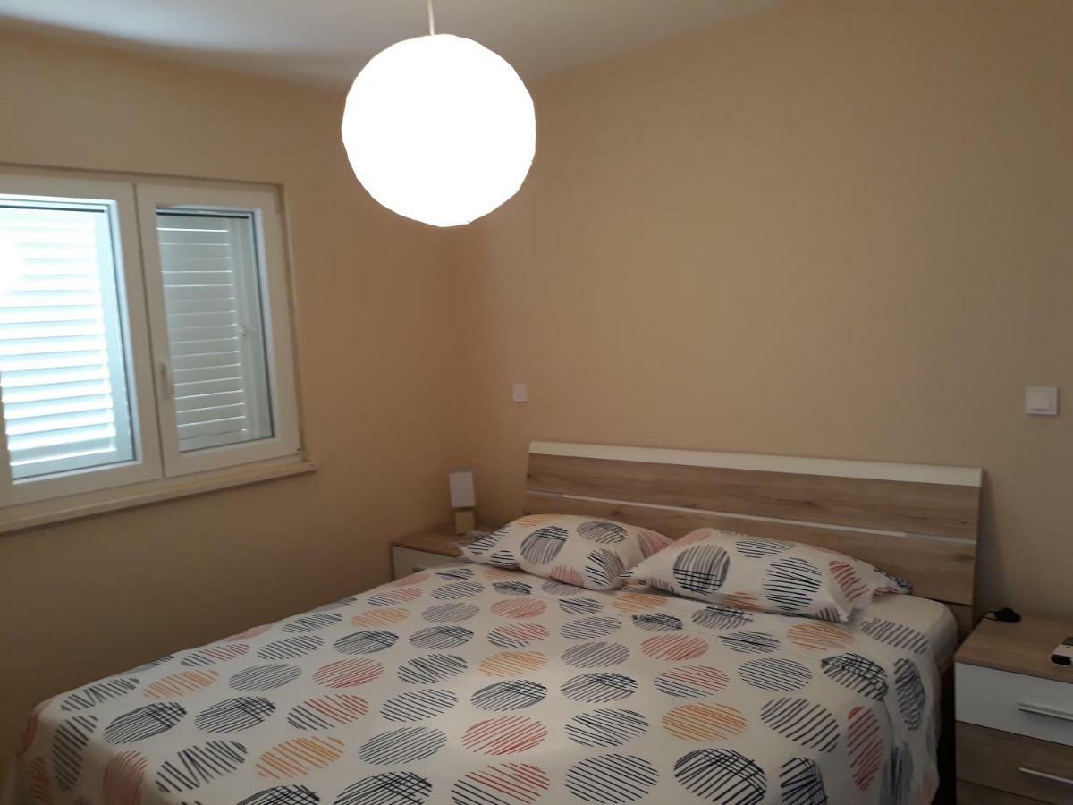 Apartments Juliet Orebic Ngoại thất bức ảnh