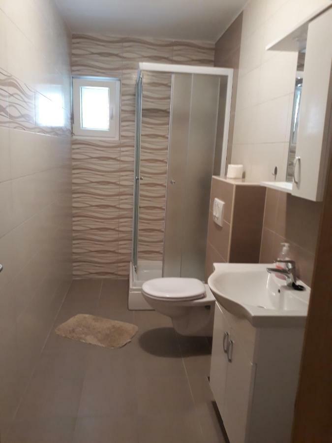 Apartments Juliet Orebic Ngoại thất bức ảnh