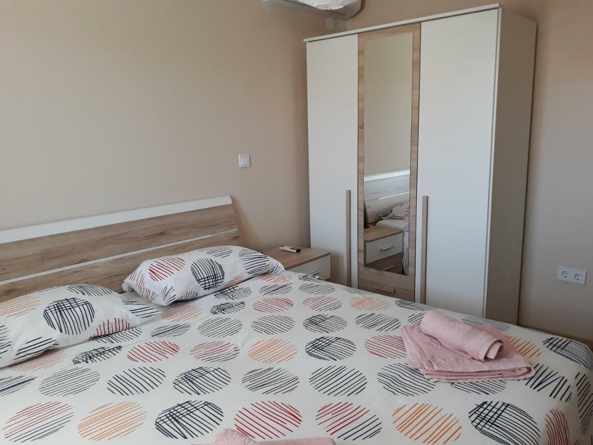 Apartments Juliet Orebic Ngoại thất bức ảnh