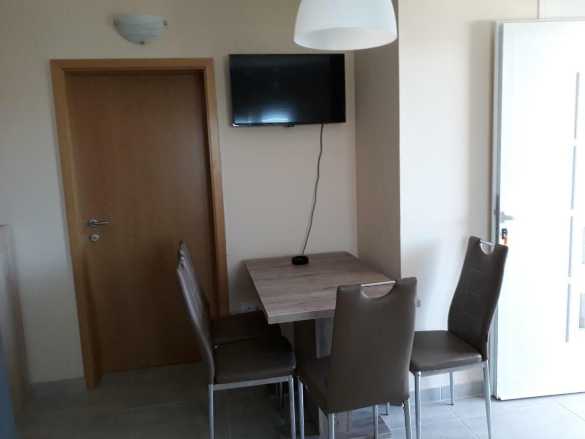 Apartments Juliet Orebic Ngoại thất bức ảnh