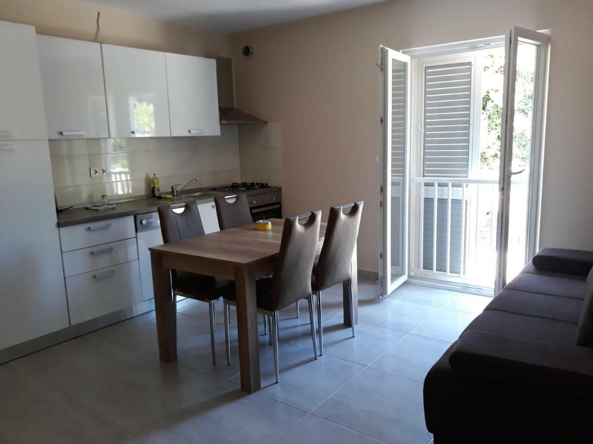 Apartments Juliet Orebic Ngoại thất bức ảnh