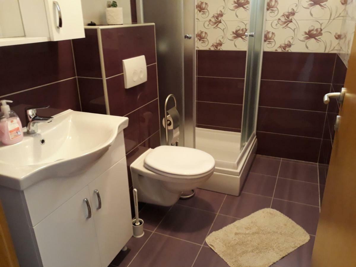 Apartments Juliet Orebic Ngoại thất bức ảnh
