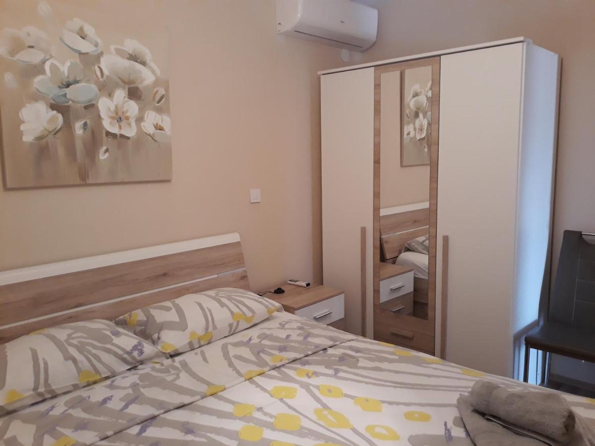 Apartments Juliet Orebic Ngoại thất bức ảnh
